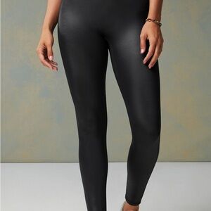 Fabletics Anywhere Motion 365 Shine High Waste Black Leggings